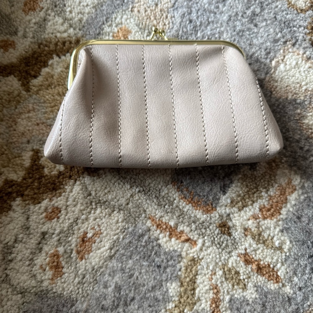 VINTAGE Gold Coast Women's Black and Gold Clutch Wallet